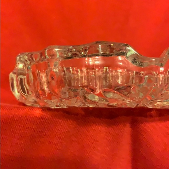 Vintage cut glass ashtray/candle holder - Picture 3 of 5